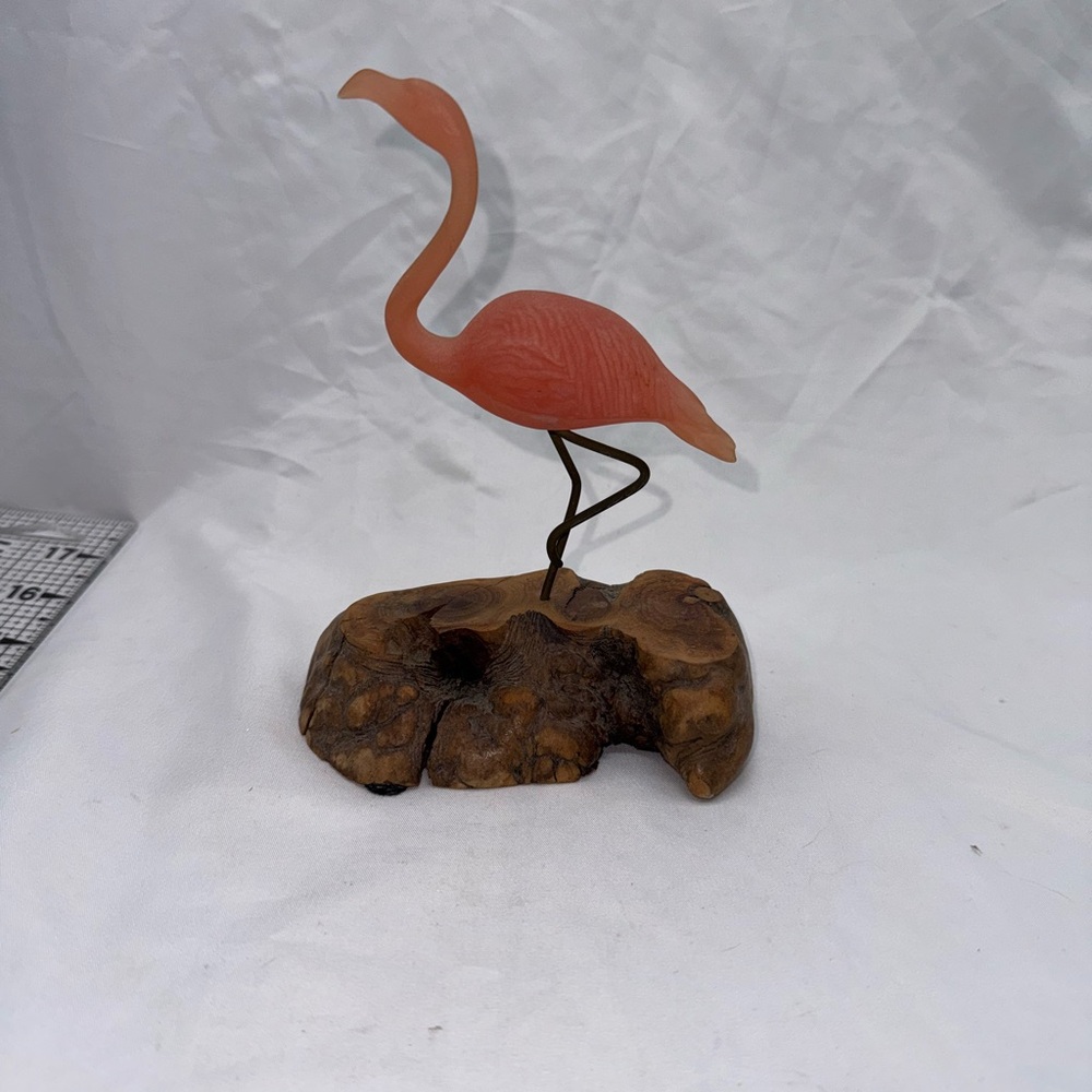 VTG John Perry pink flamingo bird on burl wood